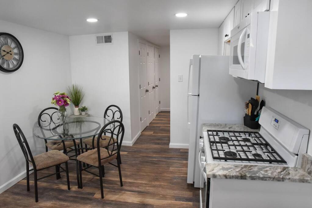 Cozy Mount Washington Home With Parking-Sleeps 4 Pittsburgh Bagian luar foto